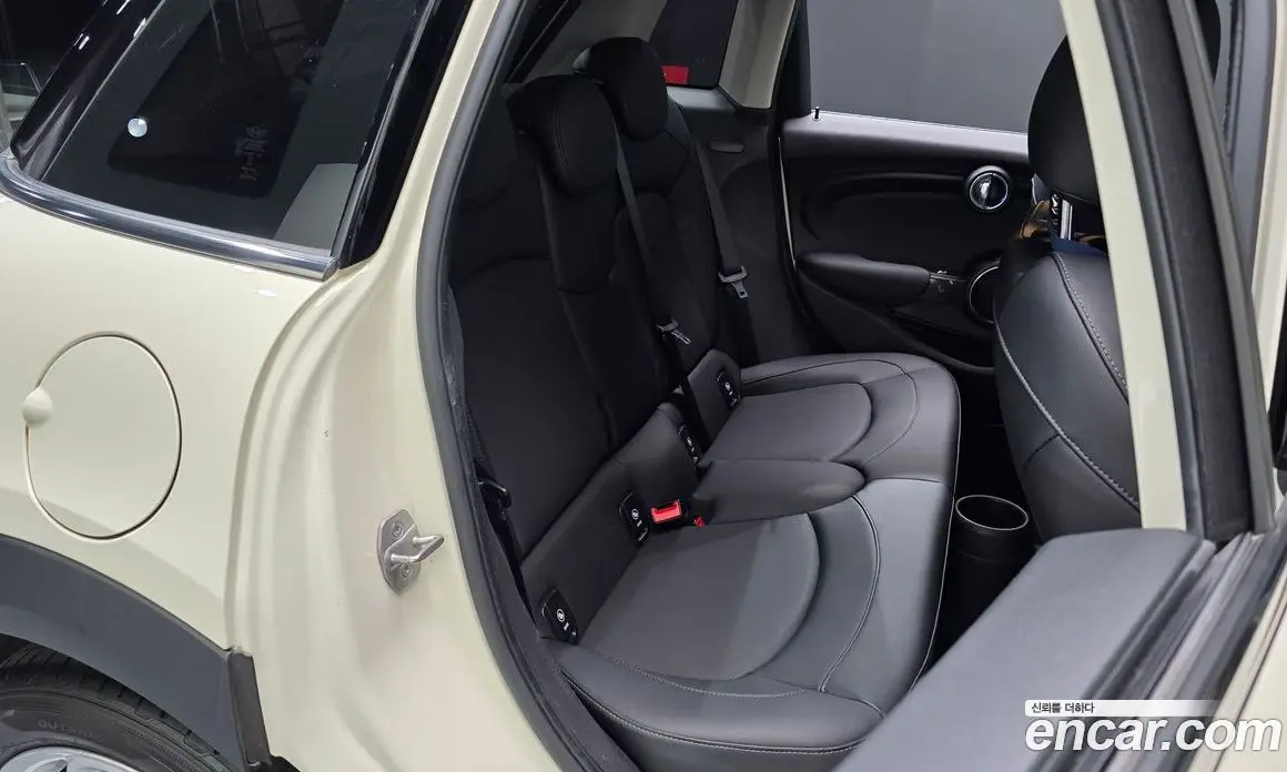 Mini Cooper 2021 1.5 автомат (гидро), фото 17