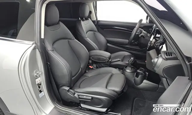 Mini Cooper 2023 1.5 автомат (гидро), миниатюра 11