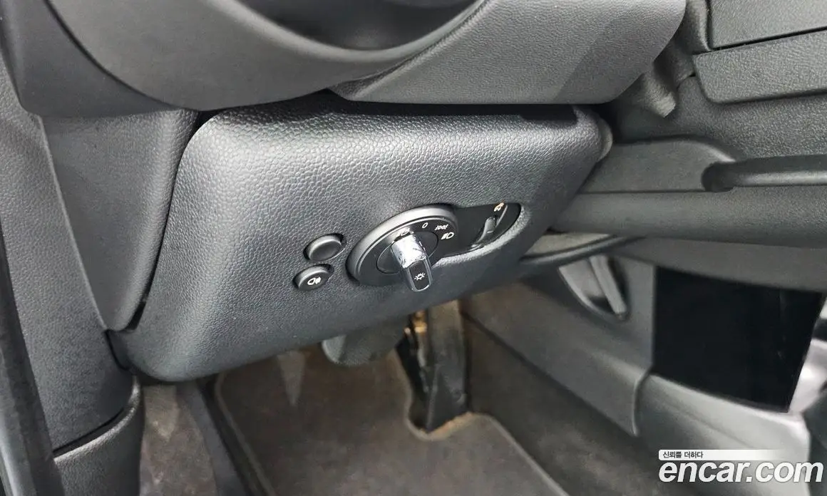 Mini Cooper 2023 1.5 автомат (гидро), фото 17