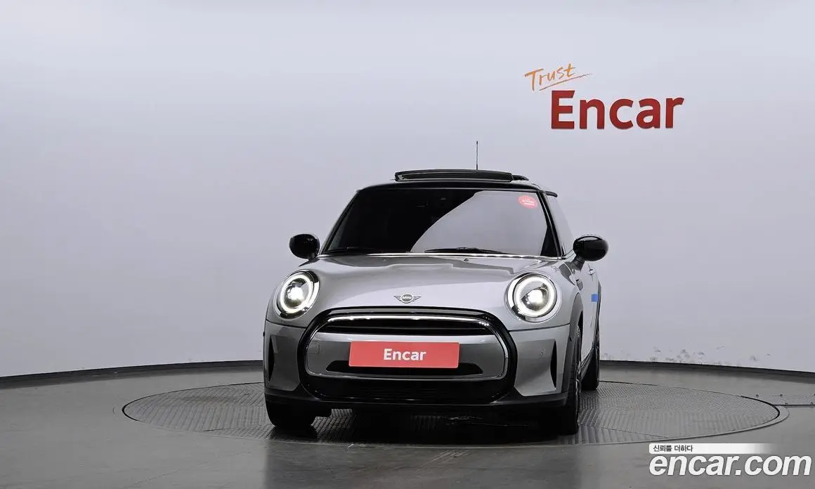 Mini Cooper 2023 1.5 автомат (гидро), фото 3