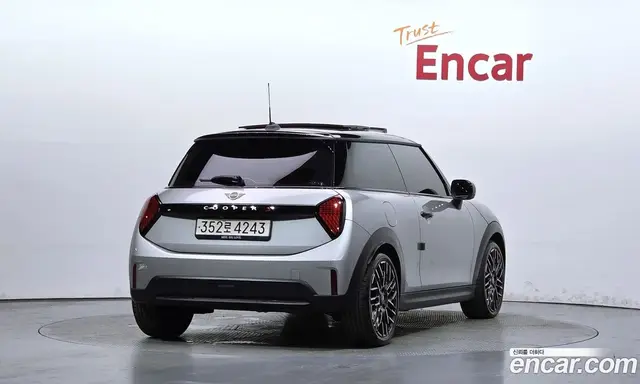 Mini Cooper 2024 2.0 автомат (гидро), миниатюра 2