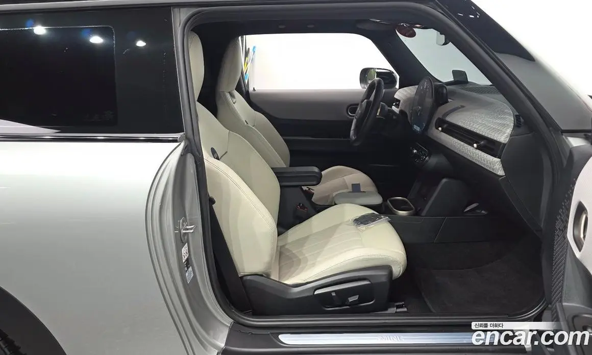 Mini Cooper 2024 2.0 автомат (гидро), фото 16