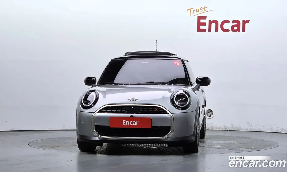 Mini Cooper 2024 2.0 автомат (гидро), фото 3