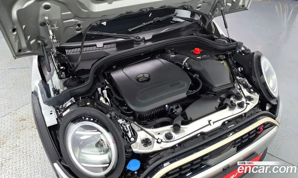 Mini Cooper 2024 2.0 автомат (гидро), фото 6