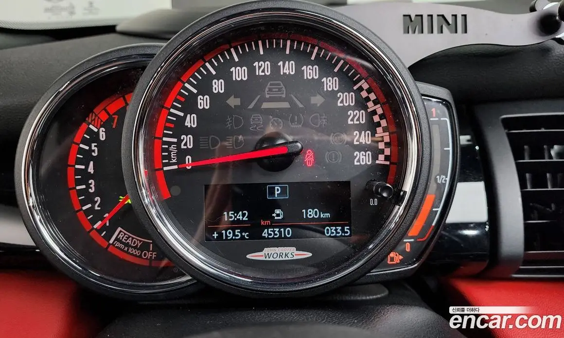 Mini Cooper Convertible 2020 2.0 автомат (гидро), фото 11 Mini Cooper Convertible 2020 2.0 автомат (гидро), фото 11