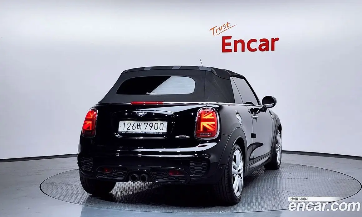 Mini Cooper Convertible 2020 2.0 автомат (гидро), фото 4 Mini Cooper Convertible 2020 2.0 автомат (гидро), фото 4