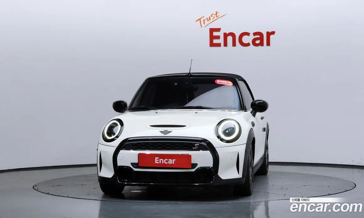 Mini Cooper Convertible 2022 2.0 автомат (гидро), фото 2 Mini Cooper Convertible 2022 2.0 автомат (гидро), фото 2