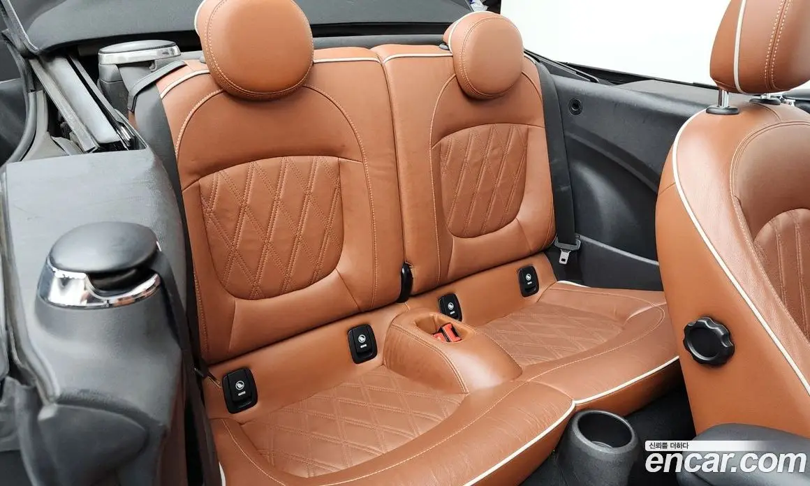 Mini Cooper Convertible 2022 2.0 автомат (гидро), фото 16 Mini Cooper Convertible 2022 2.0 автомат (гидро), фото 16