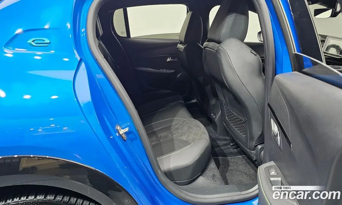 Peugeot 208 2023 0.1 автомат (гидро), фото 17 Peugeot 208 2023 0.1 автомат (гидро), фото 17