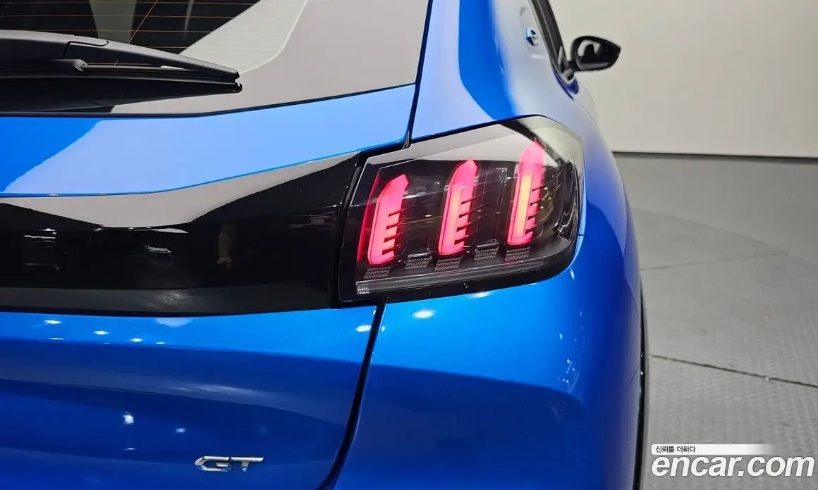 Peugeot 208 2023 0.1 автомат (гидро), фото 9 Peugeot 208 2023 0.1 автомат (гидро), фото 9