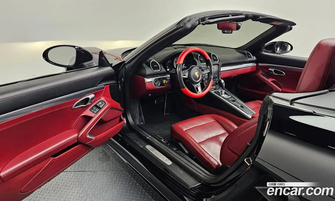 Porsche 718 2017 2.5 автомат (гидро), фото 13 Porsche 718 2017 2.5 автомат (гидро), фото 13
