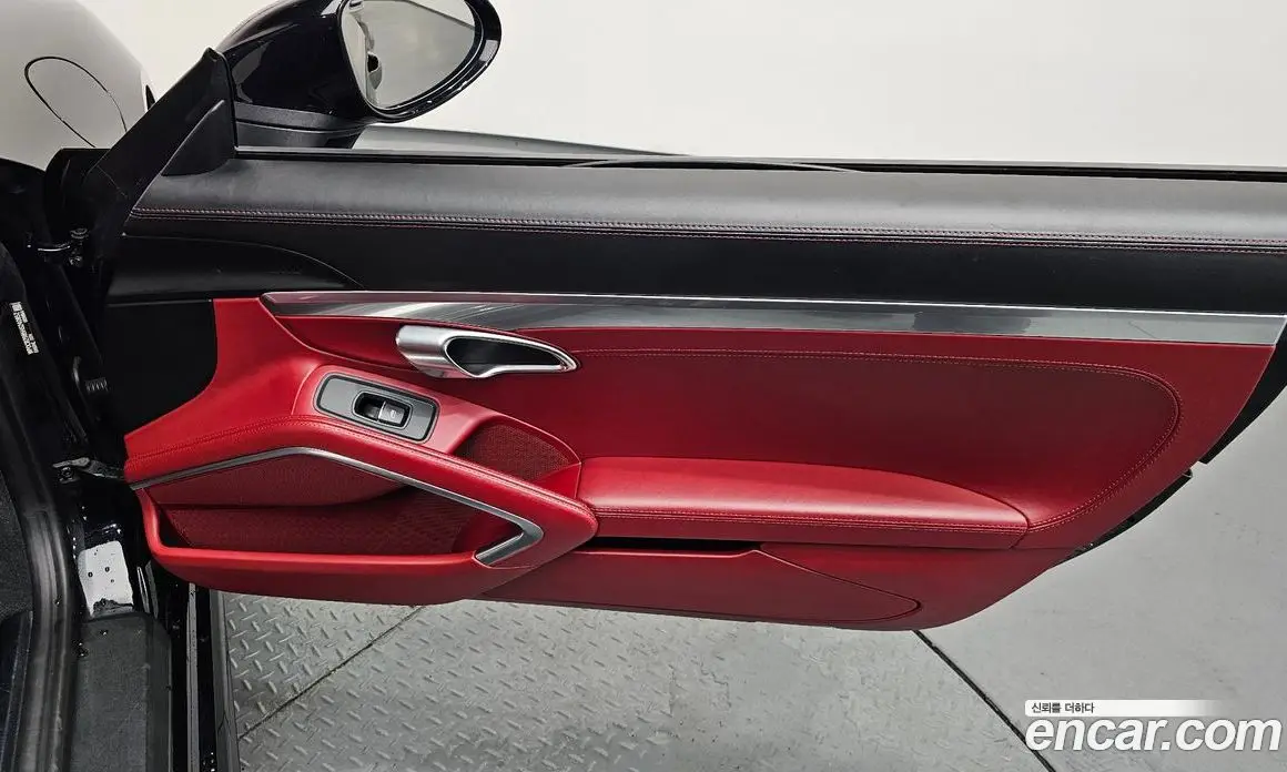 Porsche 718 2017 2.5 автомат (гидро), фото 15 Porsche 718 2017 2.5 автомат (гидро), фото 15