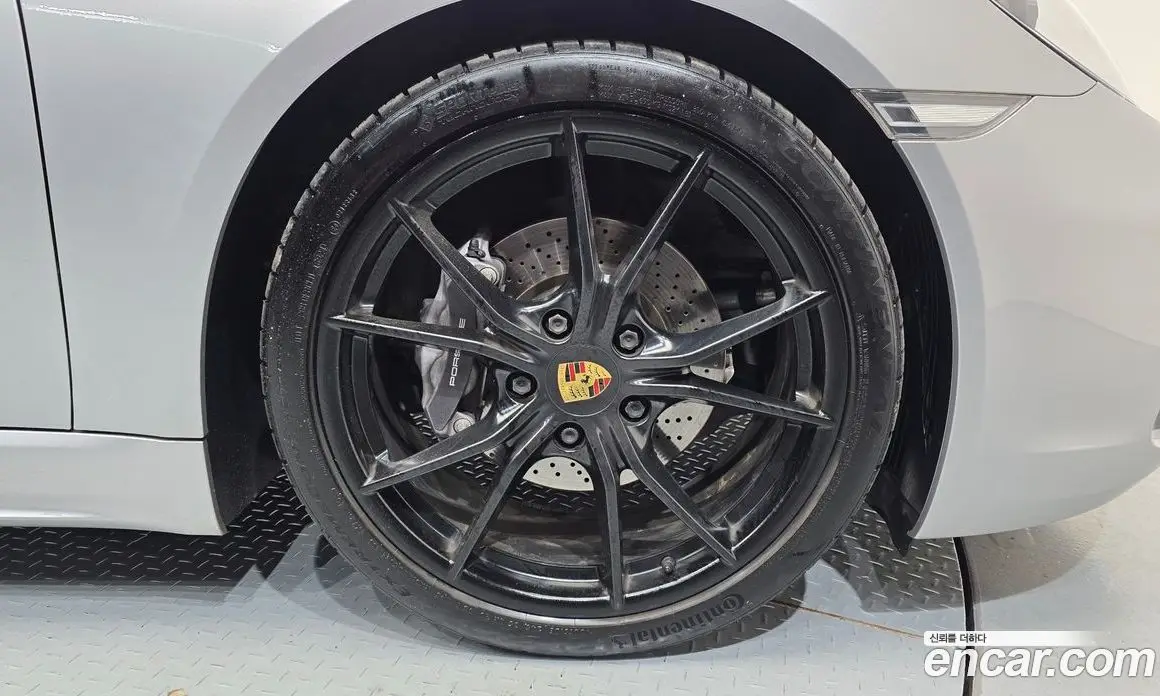 Porsche 718 2018 2.0 автомат (гидро), фото 5 Porsche 718 2018 2.0 автомат (гидро), фото 5