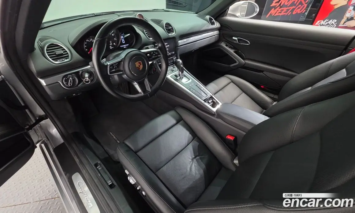 Porsche 718 2018 2.0 автомат (гидро), фото 10 Porsche 718 2018 2.0 автомат (гидро), фото 10