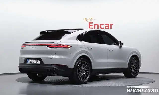 Porsche Cayenne, 2022, 33 930 км