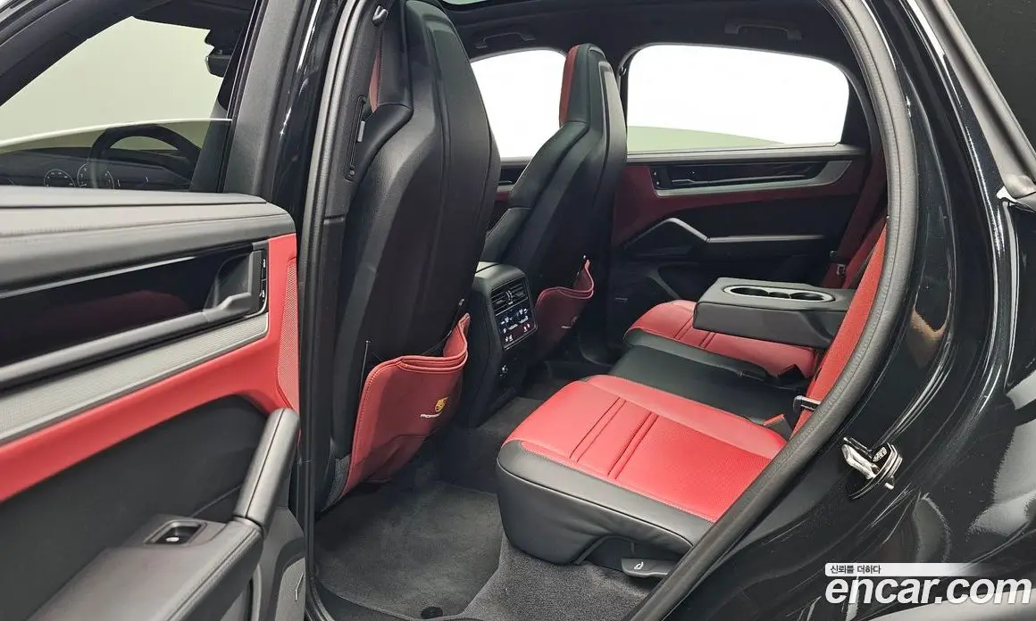 Porsche Cayenne 2024 3.0 автомат (гидро), фото 17 Porsche Cayenne 2024 3.0 автомат (гидро), фото 17