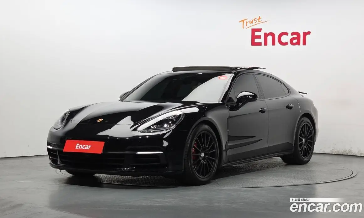 Porsche Panamera 2018 3.0 автомат (гидро), фото 1 Porsche Panamera 2018 3.0 автомат (гидро), фото 1