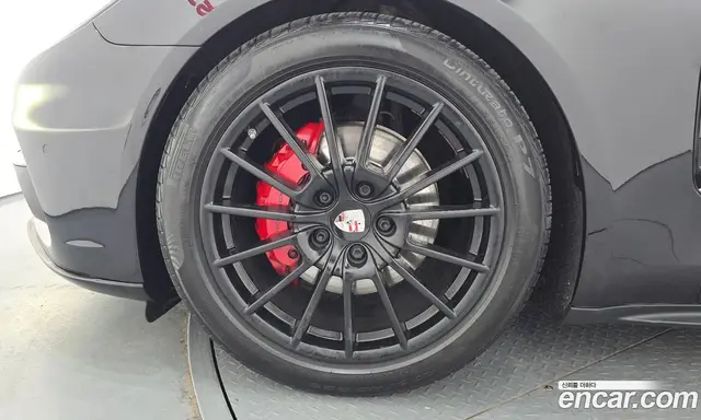 Porsche Panamera 2018 3.0 автомат (гидро), миниатюра 5 Porsche Panamera 2018 3.0 автомат (гидро), миниатюра 5
