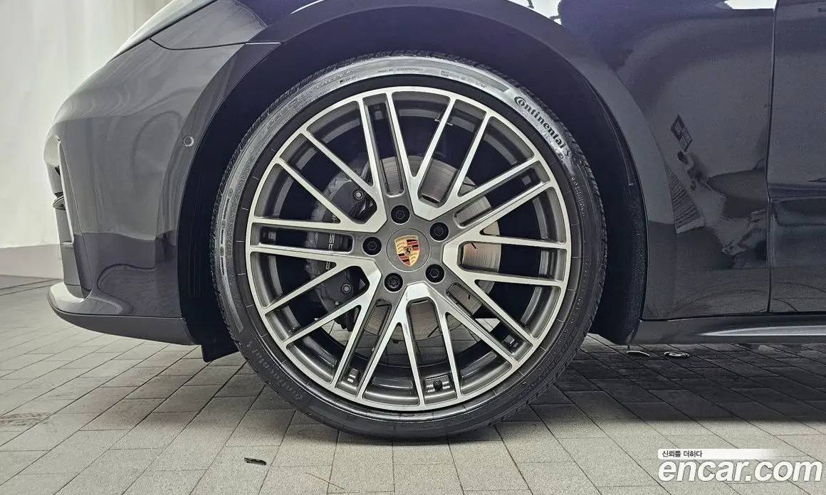 Porsche Panamera 2024 2.9 автомат (гидро), фото 5