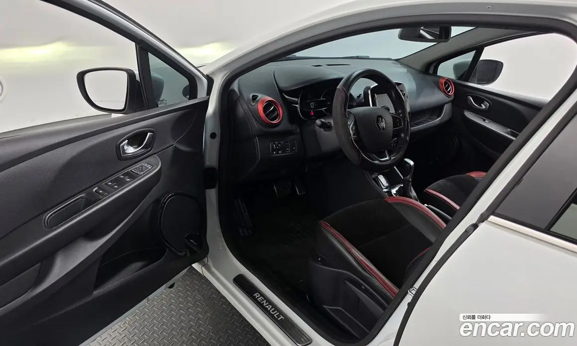 Renault (Samsung) Cilo 2019 1.5 автомат (гидро), фото 13