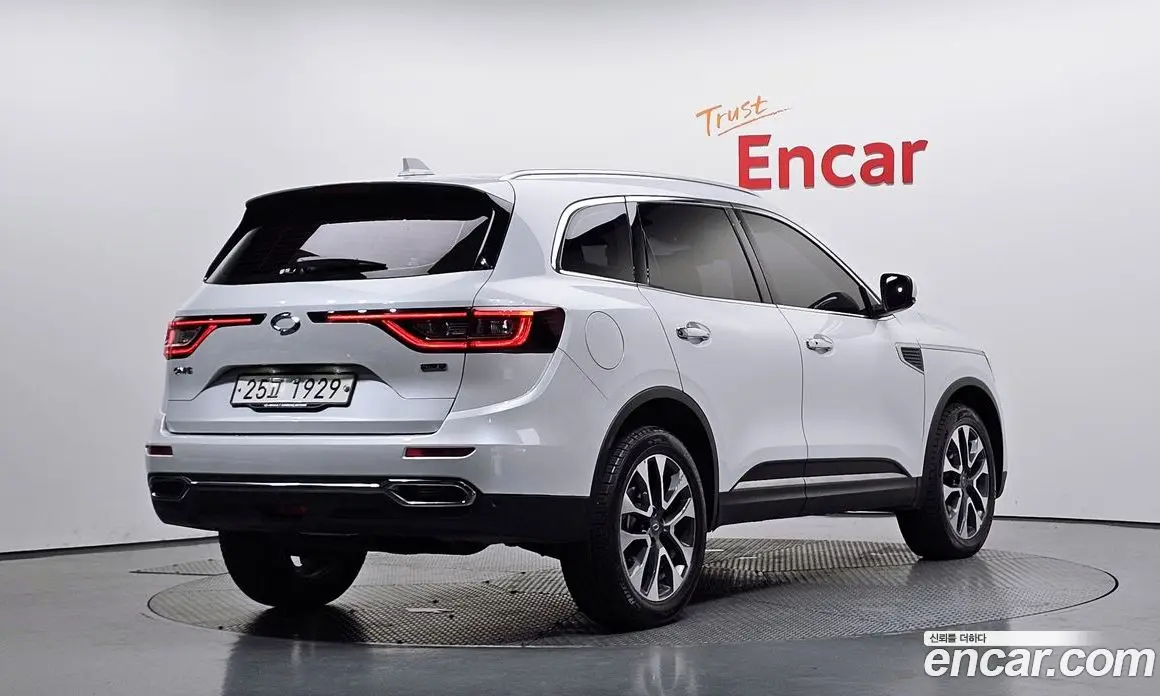 Renault (Samsung) QM6 2018 2.0 автомат (гидро), фото 1 Renault (Samsung) QM6 2018 2.0 автомат (гидро), фото 1