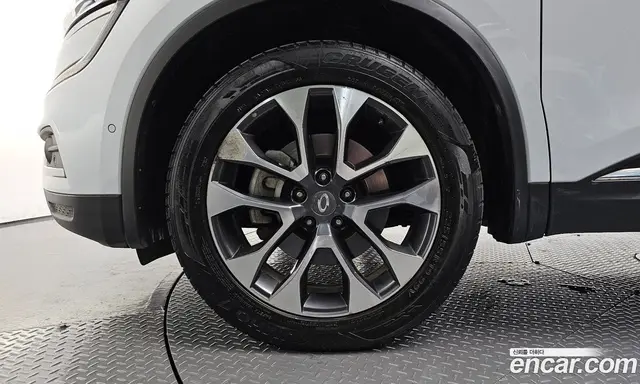 Renault (Samsung) QM6 2018 2.0 автомат (гидро), миниатюра 4 Renault (Samsung) QM6 2018 2.0 автомат (гидро), миниатюра 4