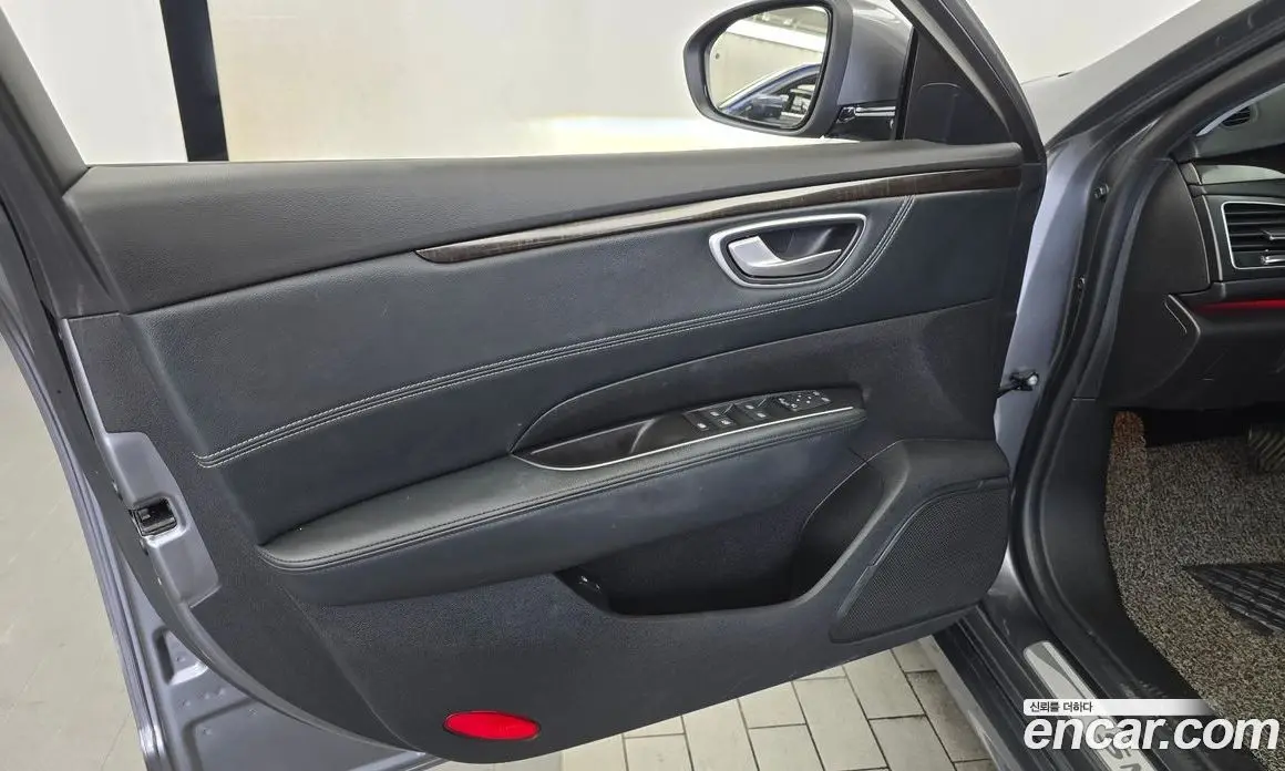 Renault (Samsung) SM6 2016 2.0 автомат (гидро), фото 14 Renault (Samsung) SM6 2016 2.0 автомат (гидро), фото 14
