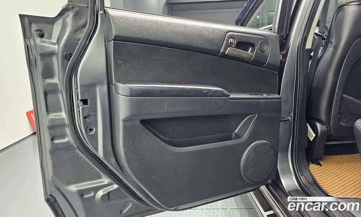 SsangYong Korando 2015 2.0 автомат (гидро), фото 15