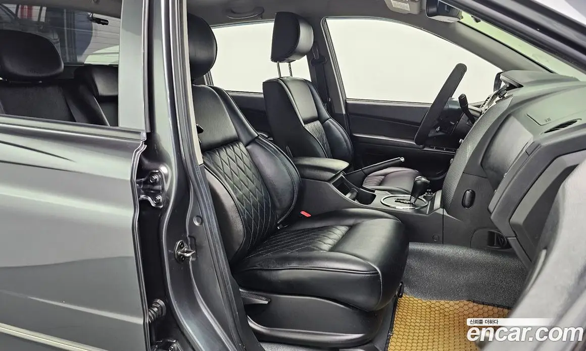 SsangYong Korando 2015 2.0 автомат (гидро), фото 16