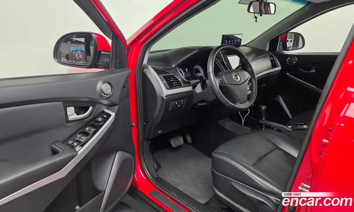 SsangYong Korando 2016 2.2 автомат (гидро), фото 13