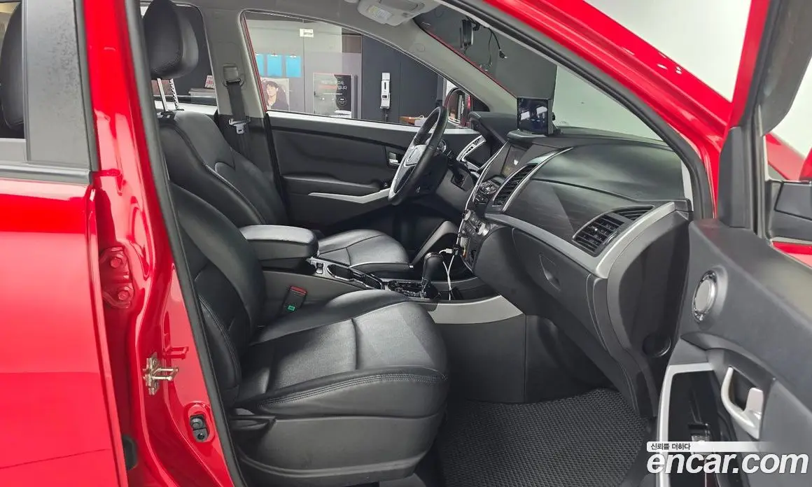 SsangYong Korando 2016 2.2 автомат (гидро), фото 17