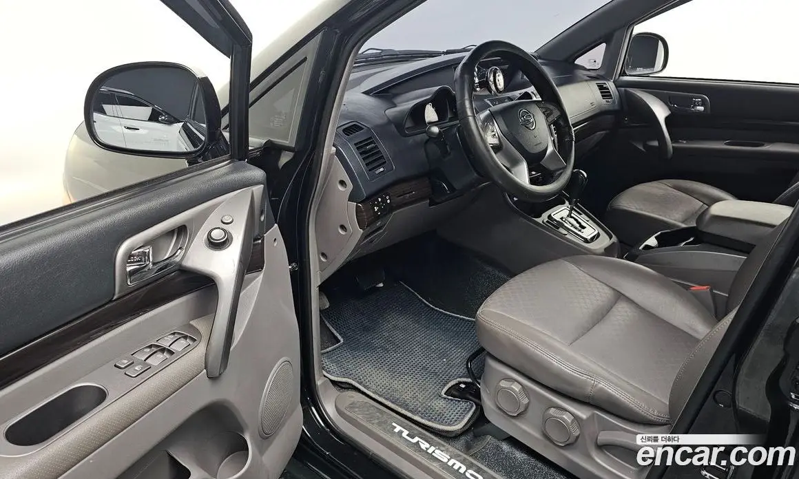 SsangYong Korando 2016 2.2 автомат (гидро), фото 12 SsangYong Korando 2016 2.2 автомат (гидро), фото 12
