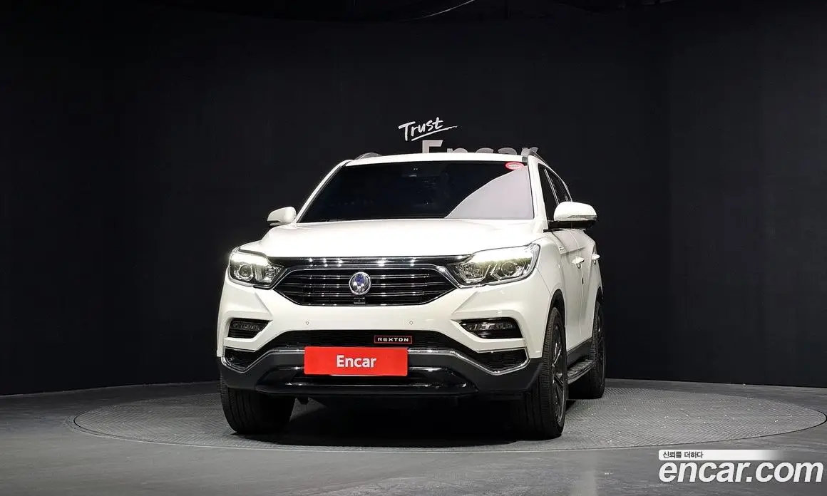 SsangYong Rexton 2017 2.2 автомат (гидро), фото 3 SsangYong Rexton 2017 2.2 автомат (гидро), фото 3