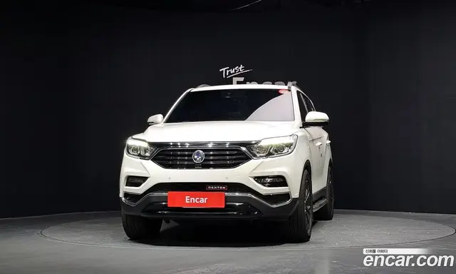 SsangYong Rexton 2017 2.2 автомат (гидро), миниатюра 3 SsangYong Rexton 2017 2.2 автомат (гидро), миниатюра 3