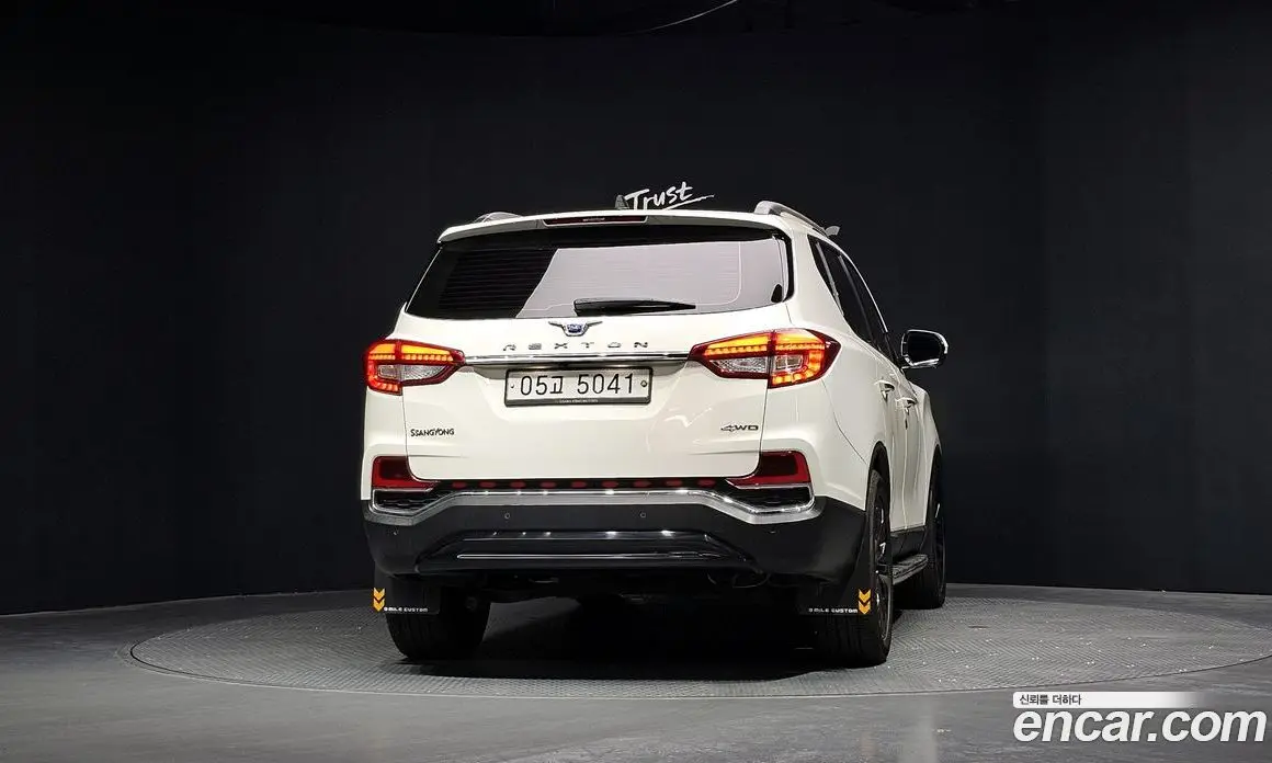 SsangYong Rexton 2017 2.2 автомат (гидро), фото 4 SsangYong Rexton 2017 2.2 автомат (гидро), фото 4