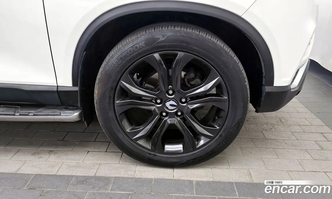 SsangYong Rexton 2017 2.2 автомат (гидро), фото 7 SsangYong Rexton 2017 2.2 автомат (гидро), фото 7