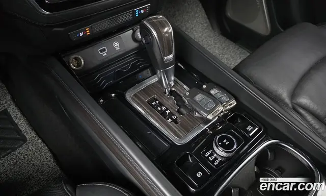 SsangYong Rexton 2017 2.2 автомат (гидро), миниатюра 9 SsangYong Rexton 2017 2.2 автомат (гидро), миниатюра 9
