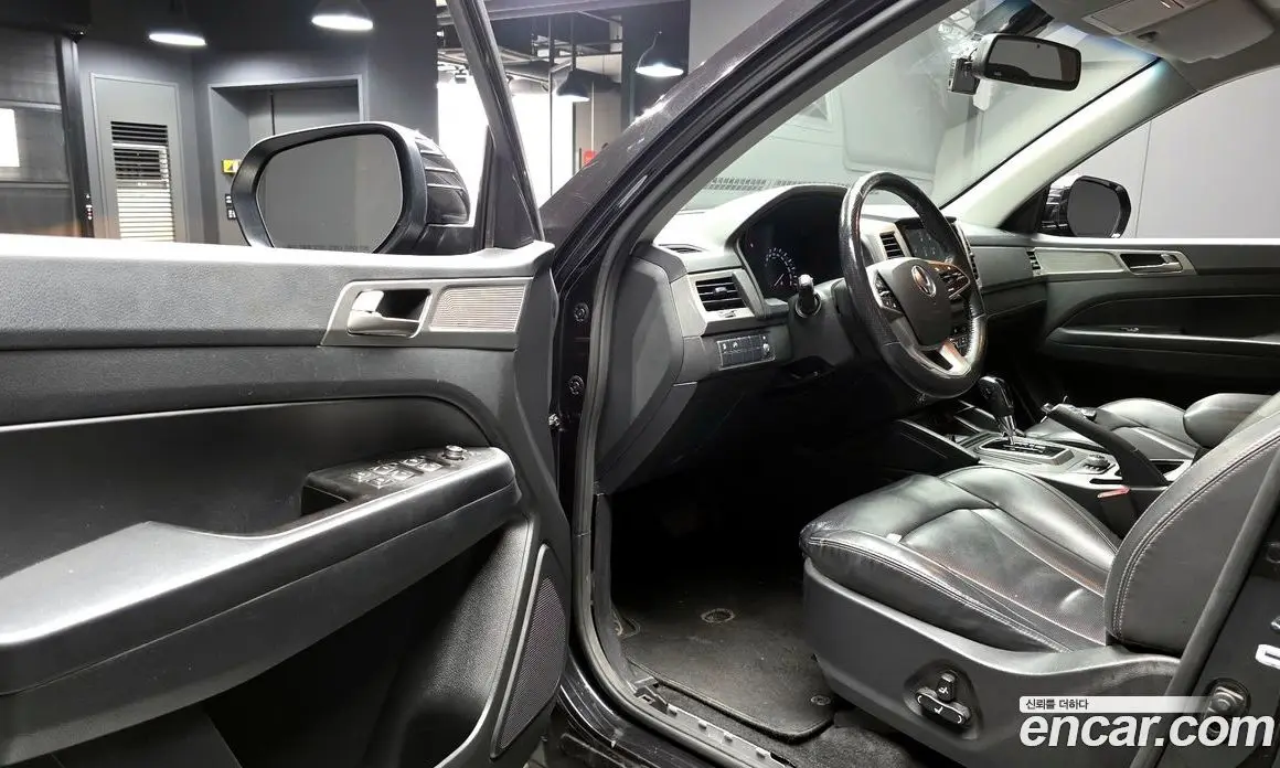 SsangYong Rexton 2018 2.2 автомат (гидро), фото 13 SsangYong Rexton 2018 2.2 автомат (гидро), фото 13