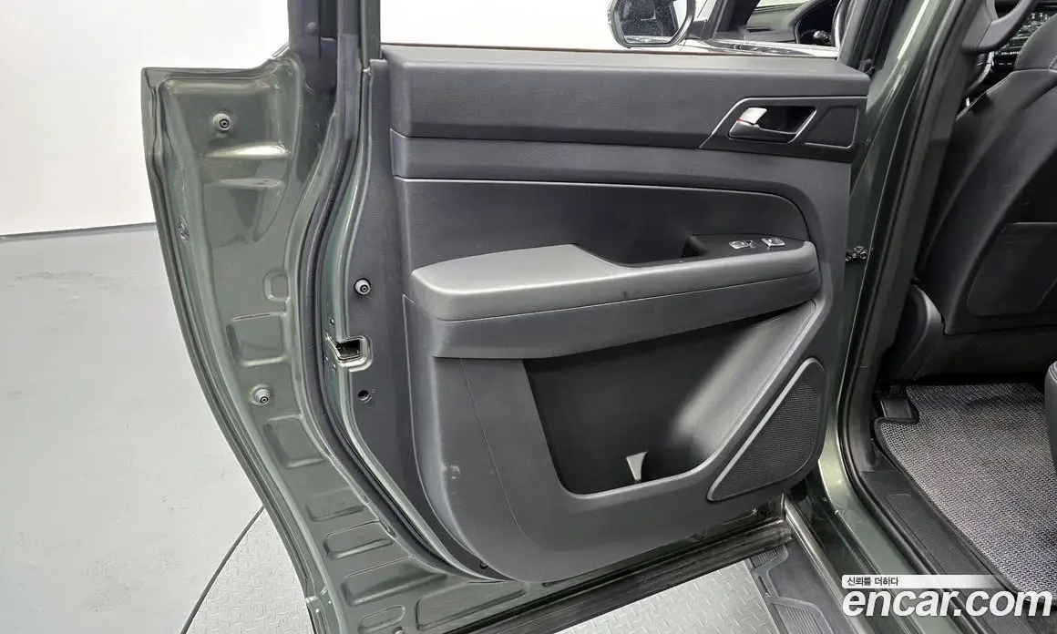SsangYong Rexton 2022 2.2 автомат (гидро), фото 15