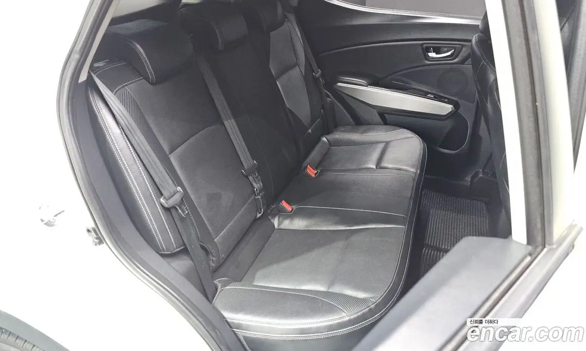 SsangYong TIBOLI 2015 1.6 автомат (гидро), фото 16 SsangYong TIBOLI 2015 1.6 автомат (гидро), фото 16