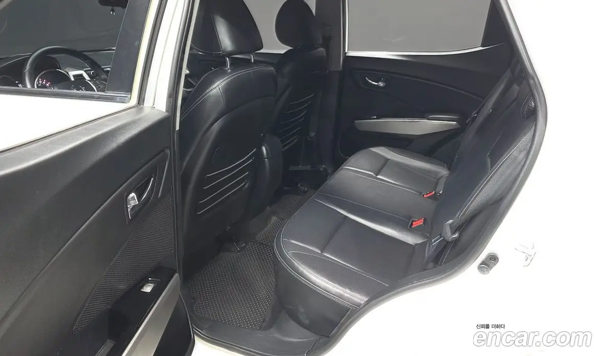 SsangYong TIBOLI 2015 1.6 автомат (гидро), фото 11 SsangYong TIBOLI 2015 1.6 автомат (гидро), фото 11