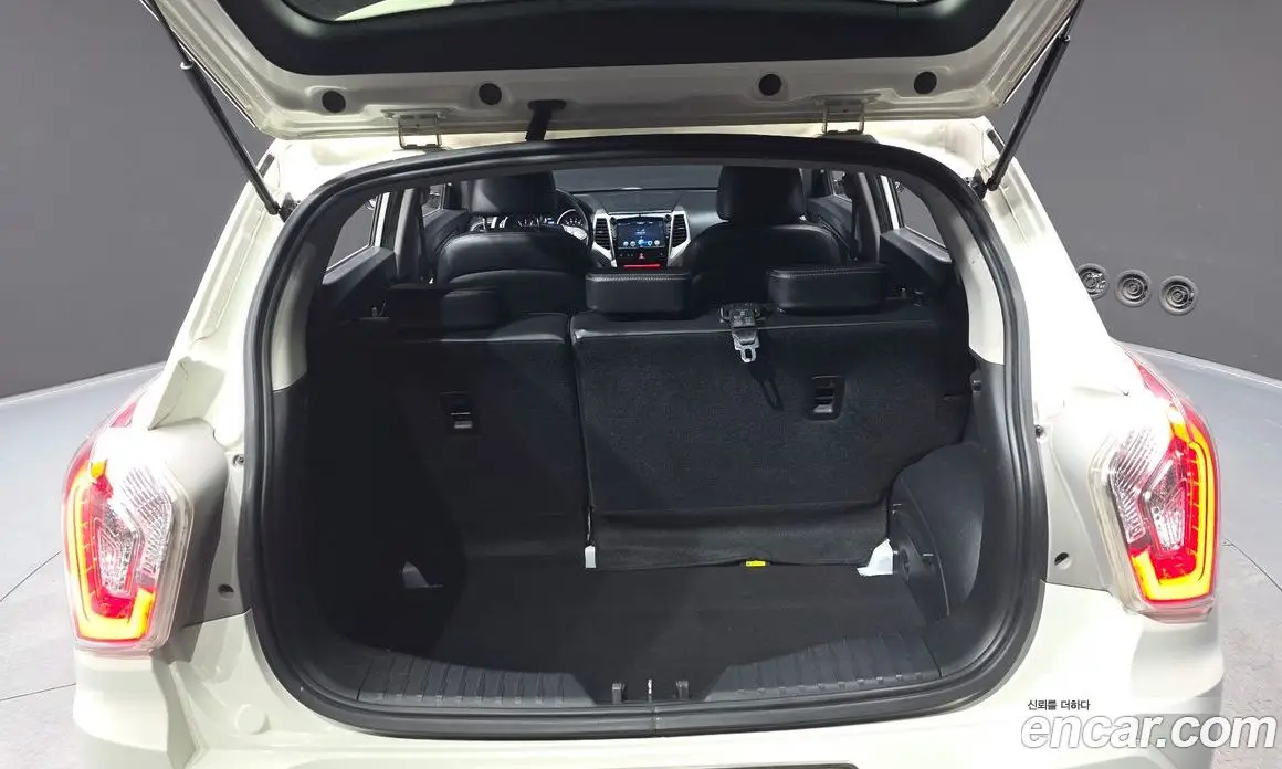 SsangYong TIBOLI 2015 1.6 автомат (гидро), фото 20 SsangYong TIBOLI 2015 1.6 автомат (гидро), фото 20