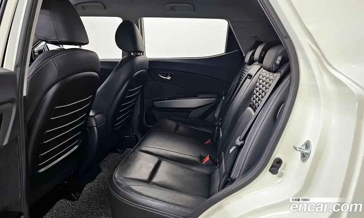 SsangYong TIBOLI 2018 1.6 автомат (гидро), фото 15