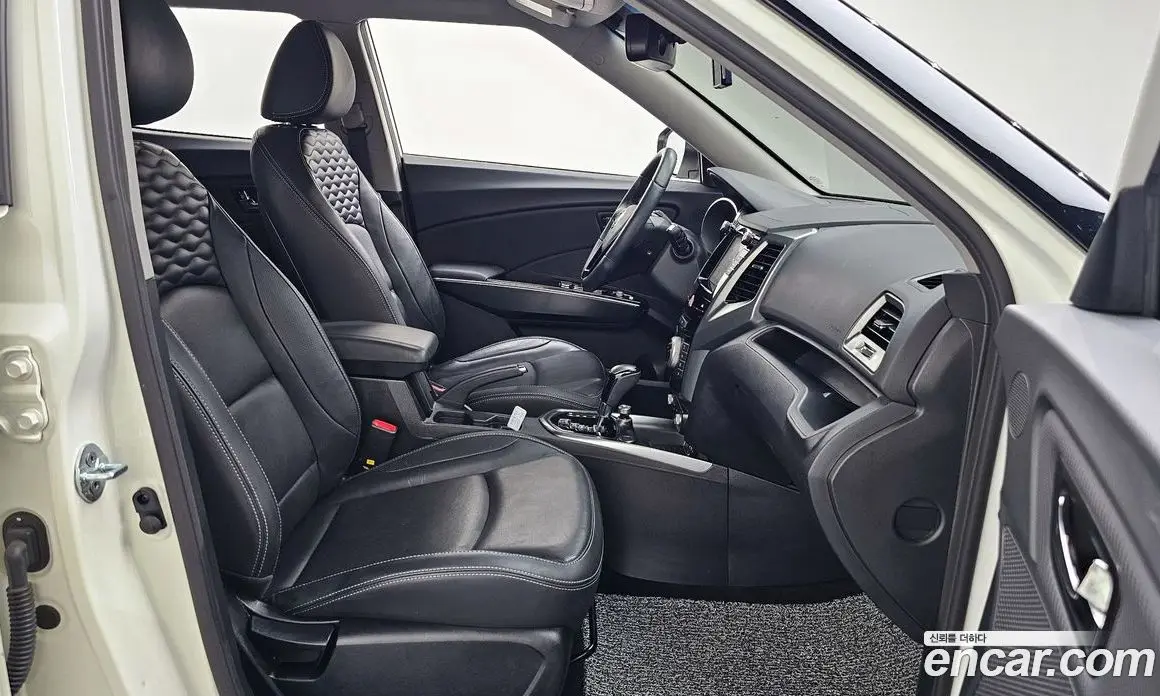 SsangYong TIBOLI 2018 1.6 автомат (гидро), фото 16