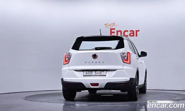 SsangYong TIBOLI 2018 1.6 автомат (гидро), миниатюра 3