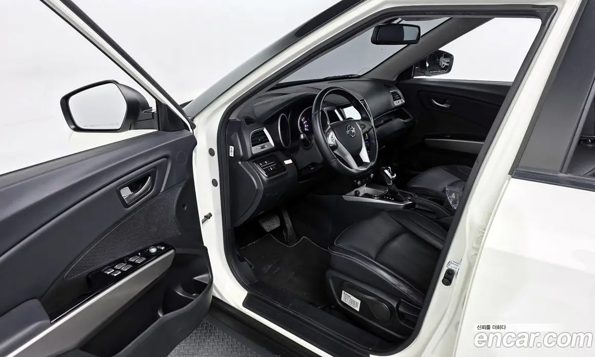 SsangYong TIBOLI 2019 1.6 автомат (гидро), фото 13