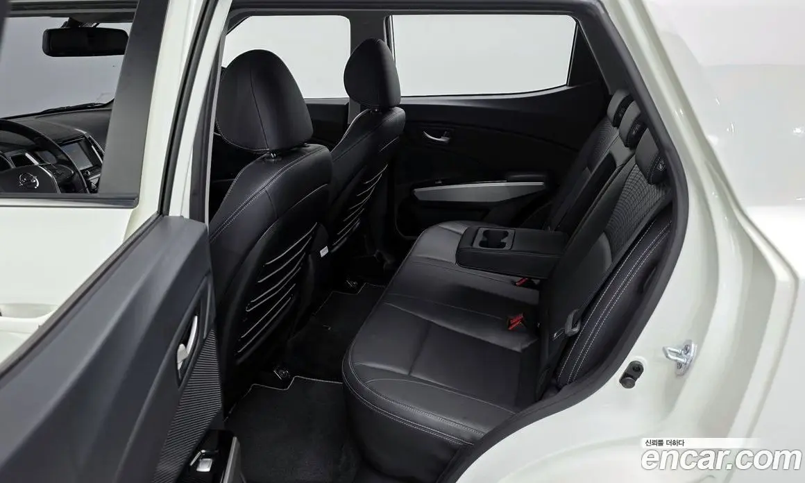 SsangYong TIBOLI 2019 1.6 автомат (гидро), фото 18