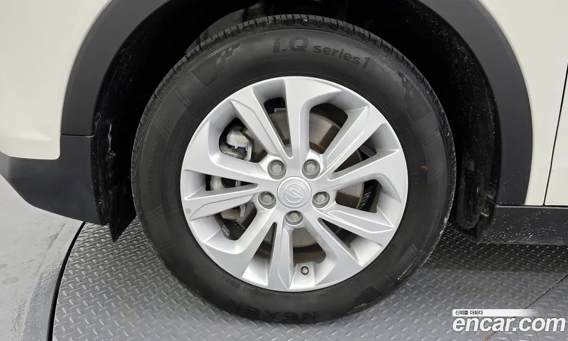 SsangYong TIBOLI 2019 1.6 автомат (гидро), фото 5