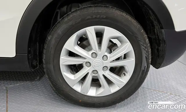 SsangYong TIBOLI 2019 1.6 автомат (гидро), миниатюра 7