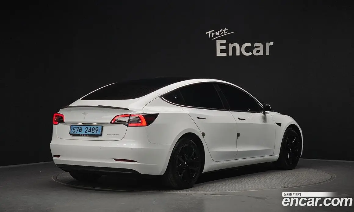 Tesla Model 3 2020 0.2 автомат (гидро), фото 2 Tesla Model 3 2020 0.2 автомат (гидро), фото 2